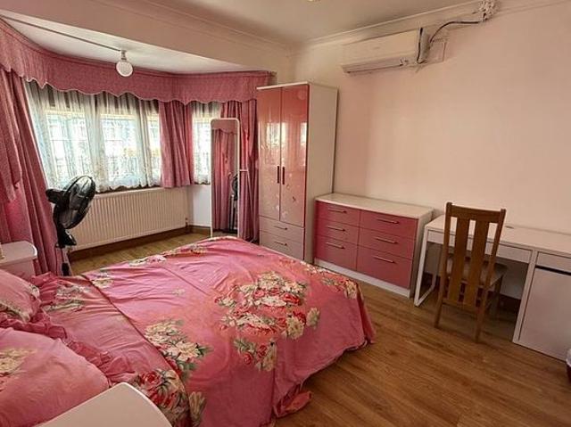 Room for rent in London Borough of Enfield, Greater London
