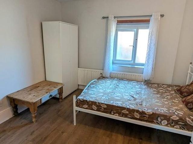 Room for rent in Willesden Green, Greater London