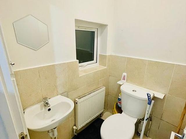 Room for rent in South Tottenham, Greater London