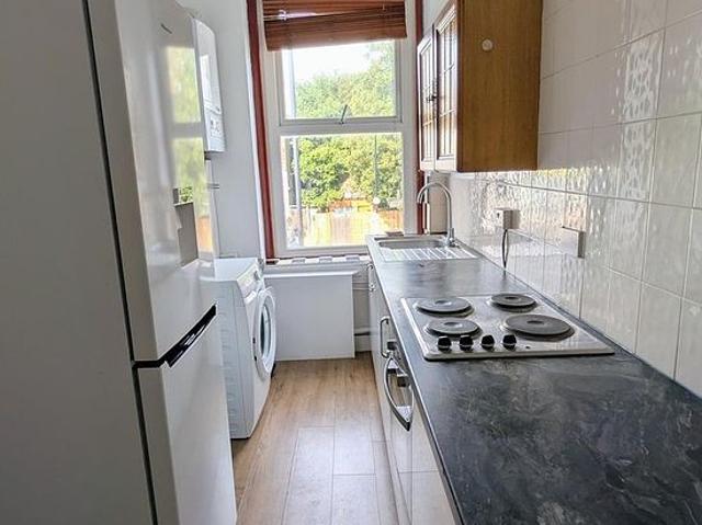 Room for rent in Palmers Green, Greater London