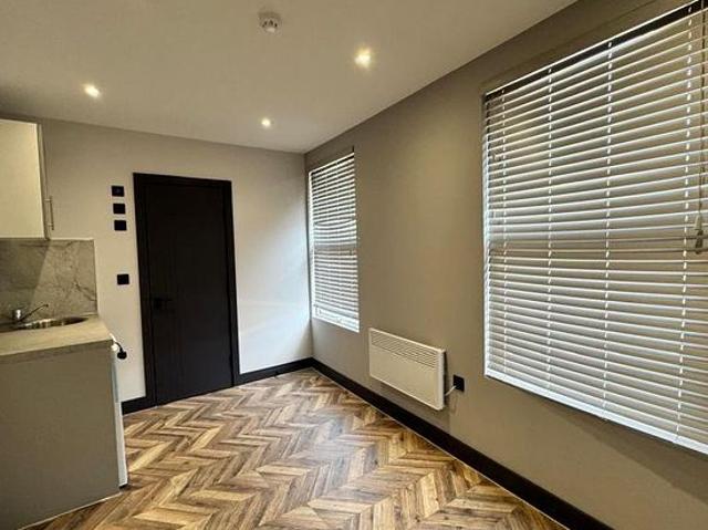 Room for rent in Highbury, Greater London