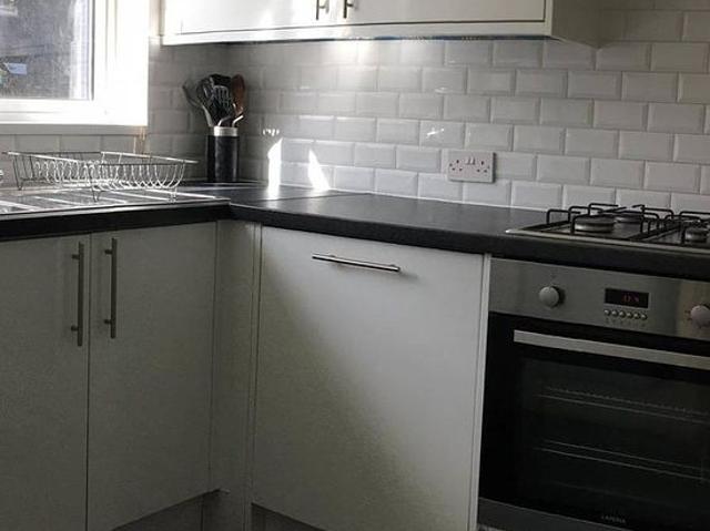 Room for rent in Kilburn, Greater London