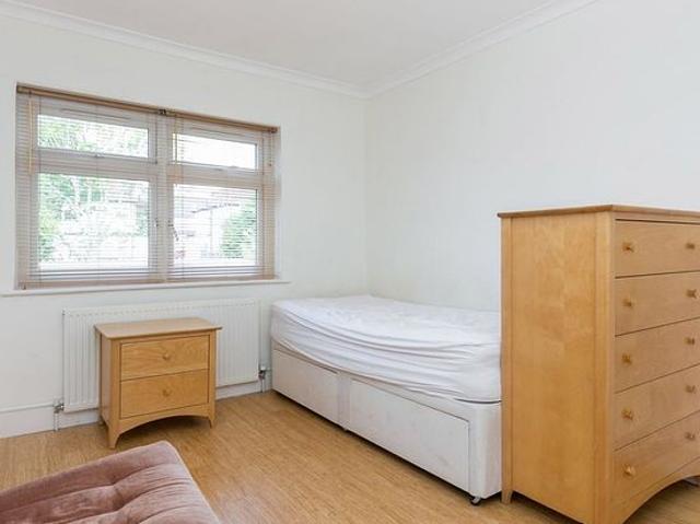 Room for rent in Hendon, Greater London