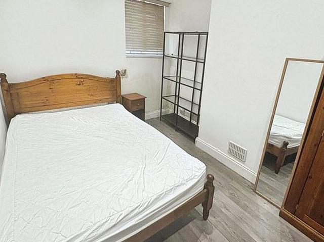 Room for rent in Canning Town, Greater London