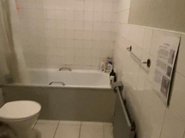 Room for rent in Poplar Grove, Greater London