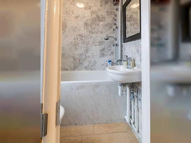 Room for rent in Wandsworth, Greater London