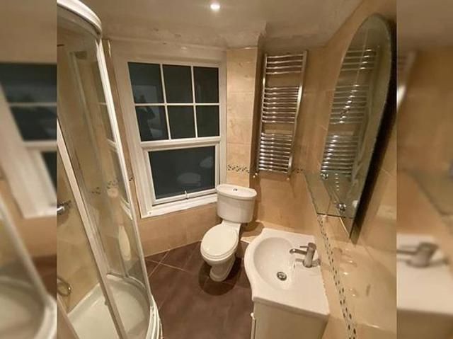 Room for rent in East Greenwich, Greater London