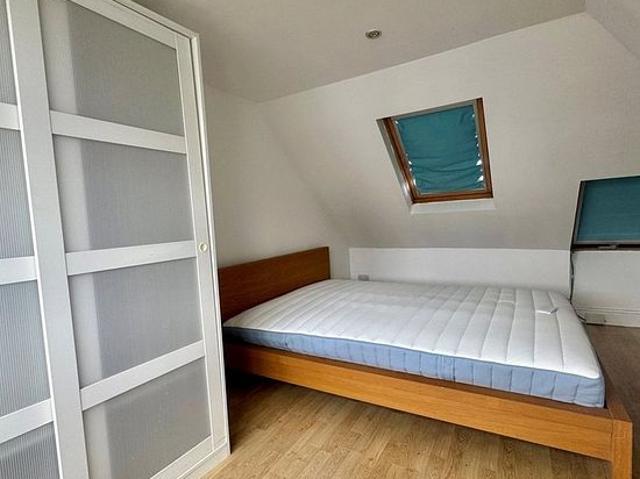 Room for rent in London Borough of Merton, Greater London
