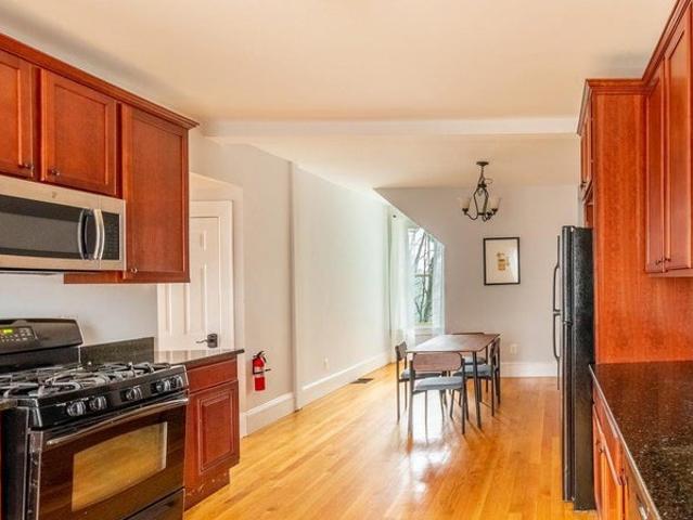 Room for rent in Auburndale, Massachusetts