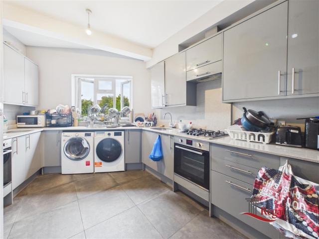 Room for rent in Greater London