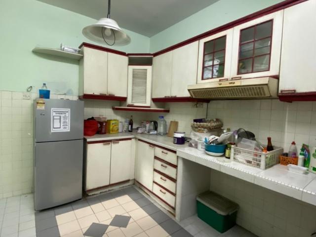 Room for rent in Petaling, Damansara Damai