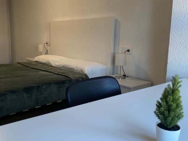 Habitación en alquiler en Grup la Magdalena, Castellón De La Plana