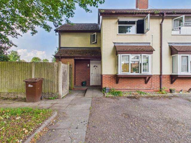 Room for rent in Beamhurst, Staffordshire