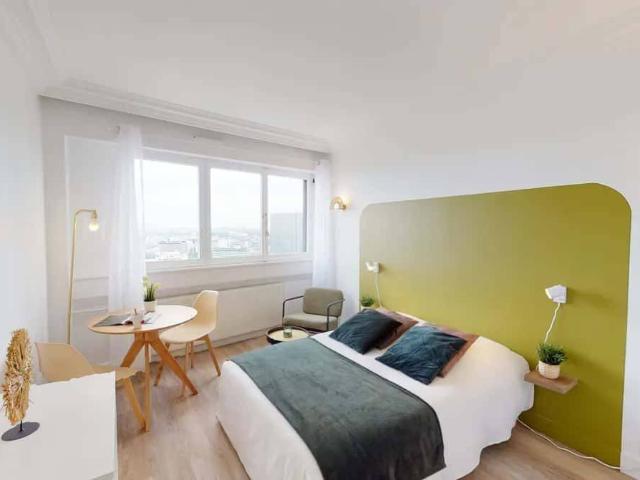 Studio location à Quartier Cœur de Ville, Courbevoie