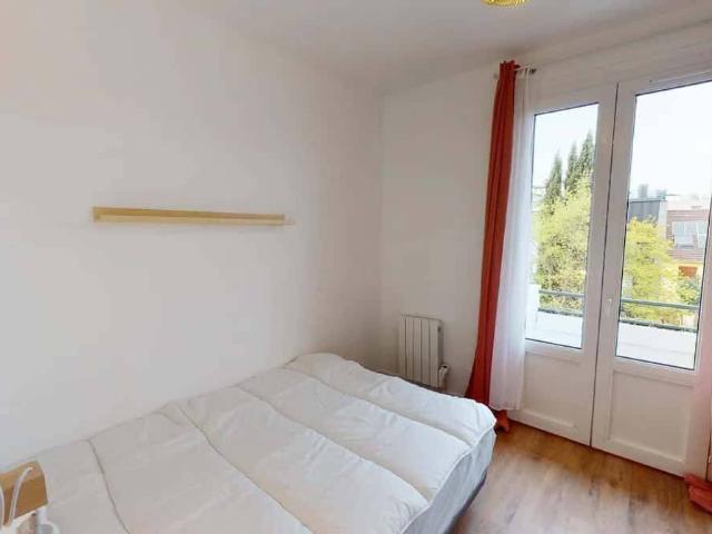 Studio location à Quartier Bords et Val de Seine / Les Arches, Issy-les-Moulineaux
