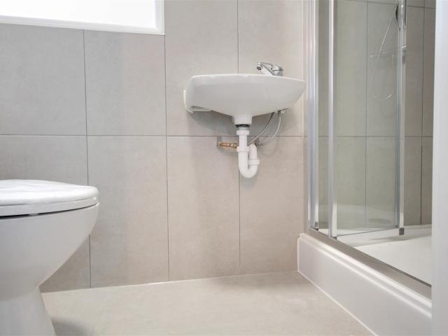 Room for rent in Dollis Hill, Greater London