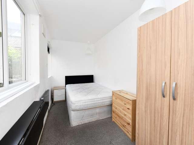 Room for rent in Finsbury Park, Greater London