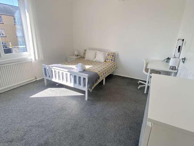 Room for rent in Prestonfield, City of Edinburgh