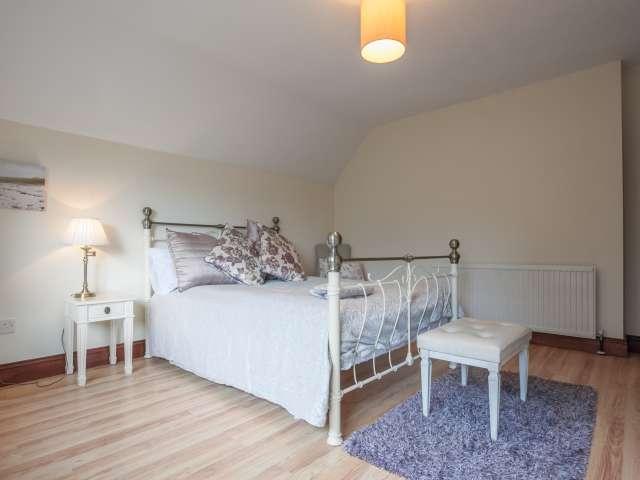 Room to rent in Dublin 18, Shankill