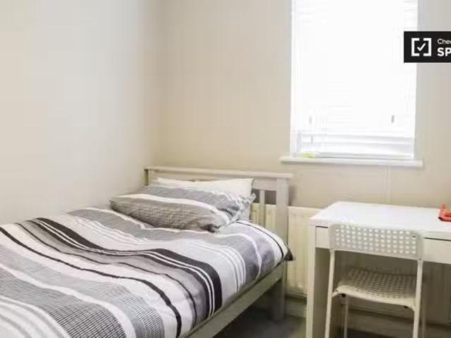 House to rent in Bluebell, North Tipperary