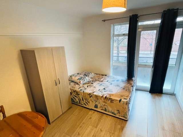 Room for rent in Camberwell, Greater London