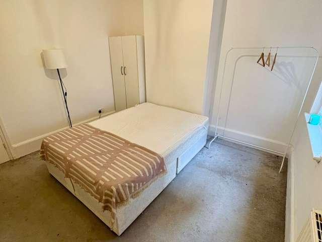 Room for rent in Westminster, Greater London