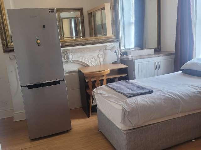 Room to rent in Bluebell, North Tipperary