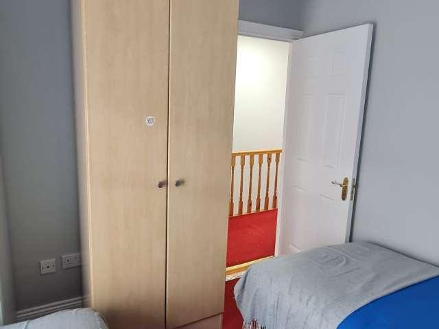 Room to rent in Dublin 8, Bluebell
