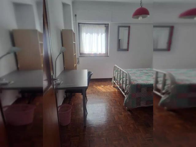 Quarto alugar em Coimbra (Sé Nova, Santa Cruz, Almedina e São Bartolomeu), Coimbra
