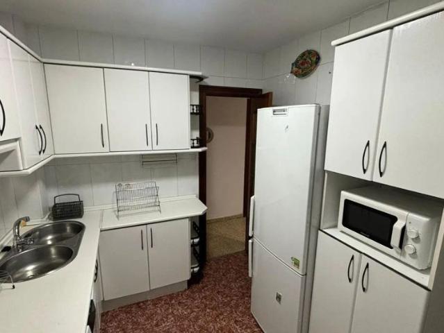 Habitación en alquiler en Ronda, Comarca de la Vega de Granada