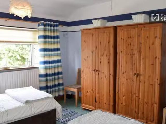 House to rent in Bluebell, North Tipperary