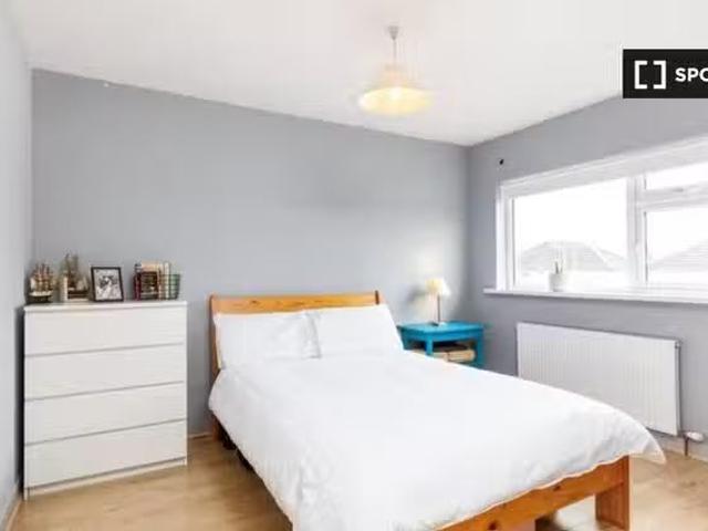 House to rent in Bluebell, North Tipperary