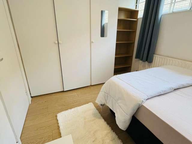 Room for rent in Bayswater, Greater London