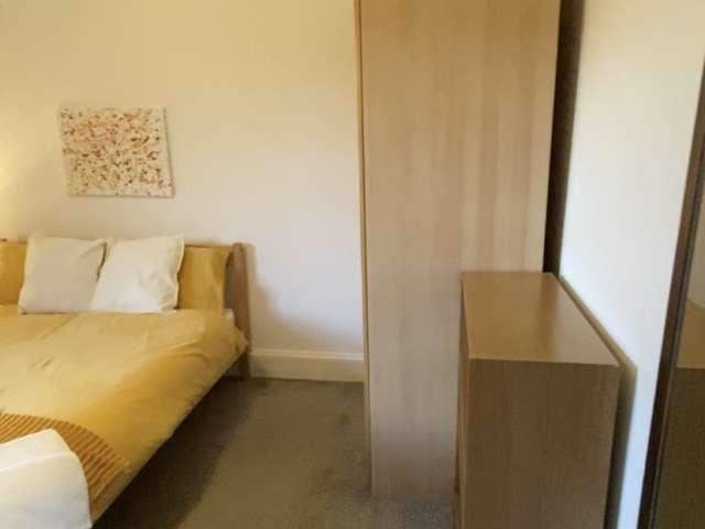 Room for rent in Prestonfield, City of Edinburgh