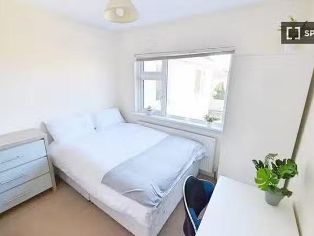 House to rent in Bluebell, North Tipperary