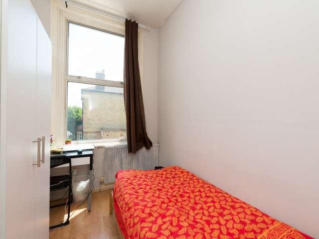Room for rent in London Borough of Wandsworth, Greater London