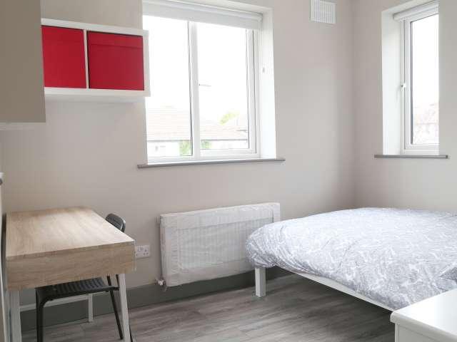 Room to rent in Courtlands Estate, Dublin