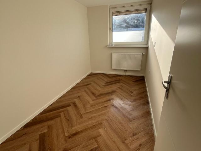 Kamer te huur in Staatsliedenwijk, Almere-haven