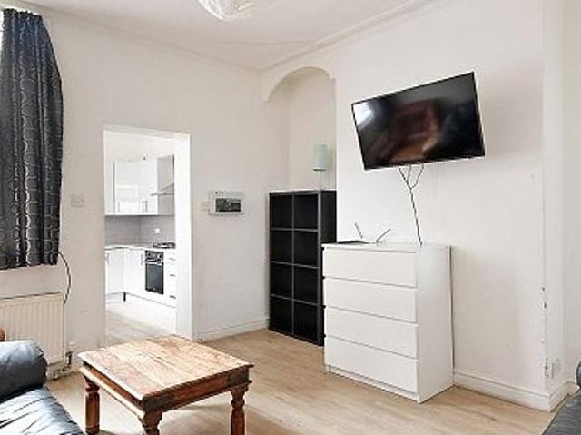 Room for rent in Sharrow Vale, South Yorkshire