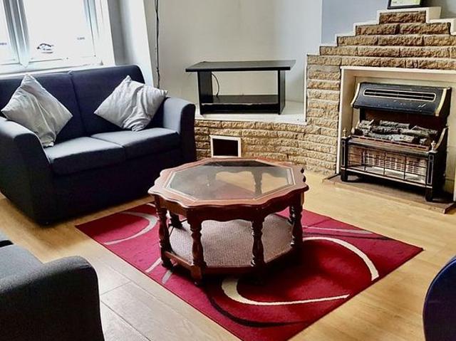 Room for rent in Saint George's, South Yorkshire