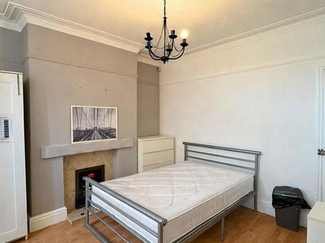 Room for rent in South Yorkshire