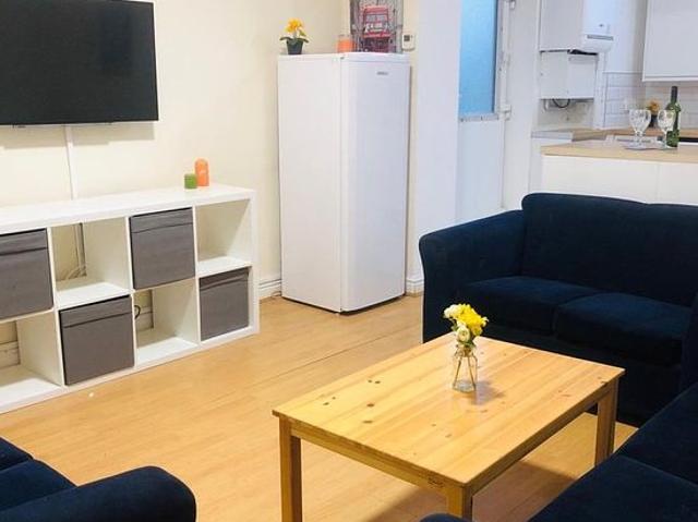 Room for rent in South Yorkshire