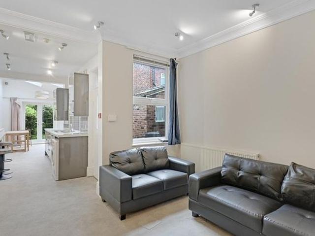 Room for rent in South Yorkshire