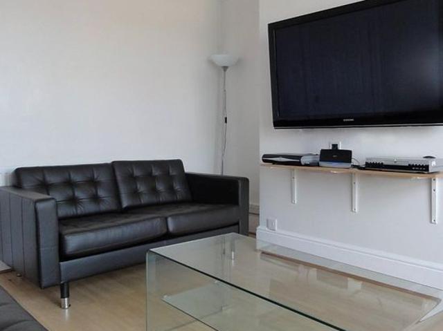 Room for rent in Sharrow Vale, South Yorkshire