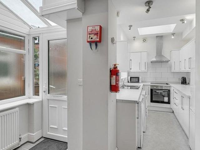Room for rent in Sharrow Vale, South Yorkshire