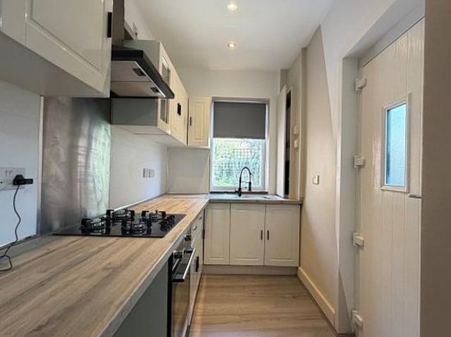 Room for rent in Moscar Cottages, South Yorkshire