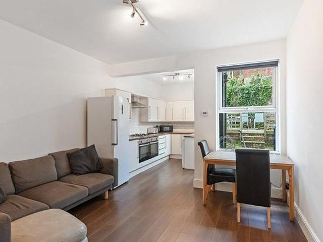 Room for rent in Sharrow Vale, South Yorkshire