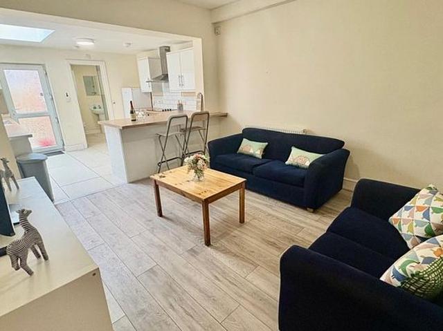 Room for rent in South Yorkshire