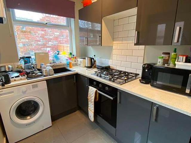 Room for rent in Sharrow Vale, South Yorkshire