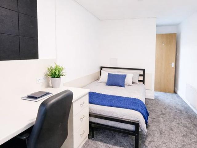 Room for rent in Cultural Industries Quarter, Sheffield